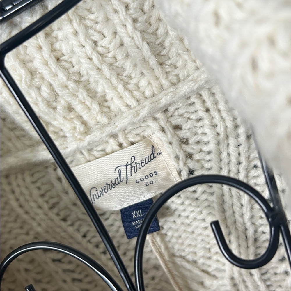 Universal Thread XXL Cream Knit Sweater - Picture 3 of 14